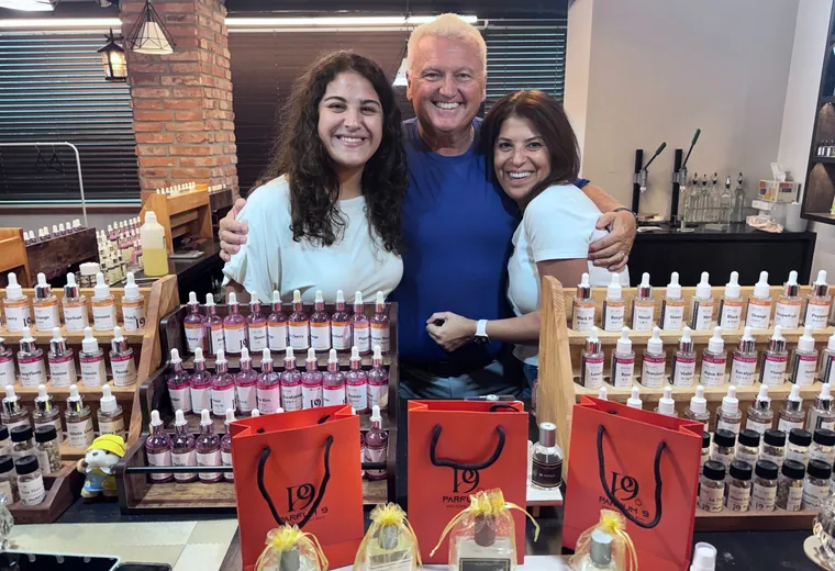 Family enjoying a perfume making experience at Parfum9 in Hongdae Seoul